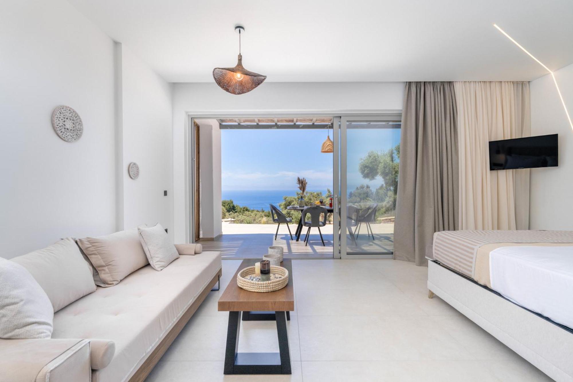 Mellamare Luxury Suites Athánion エクステリア 写真