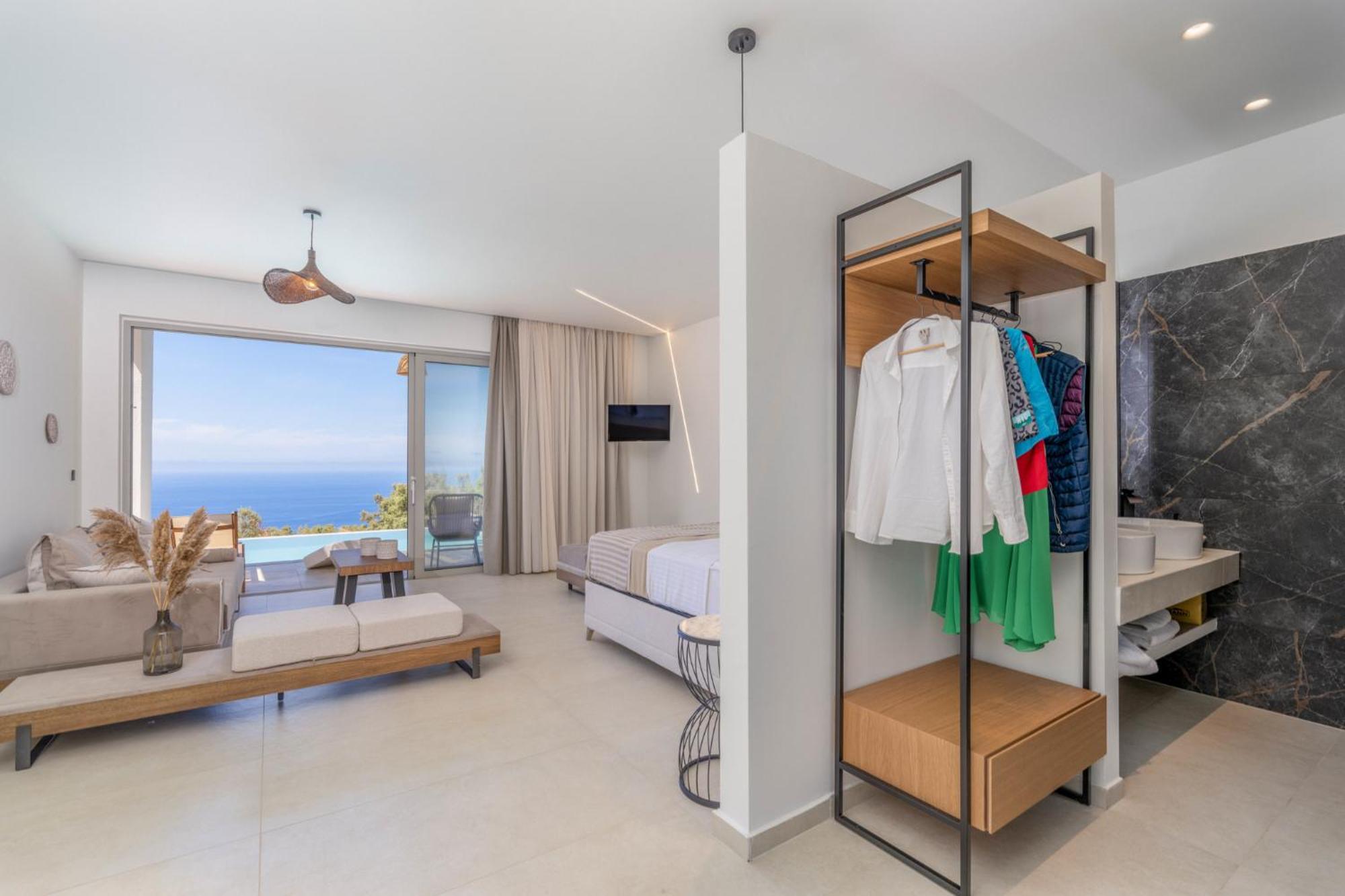 Mellamare Luxury Suites Athánion エクステリア 写真