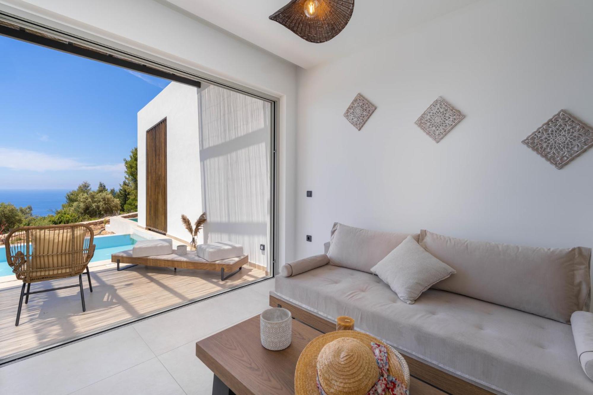 Mellamare Luxury Suites Athánion エクステリア 写真
