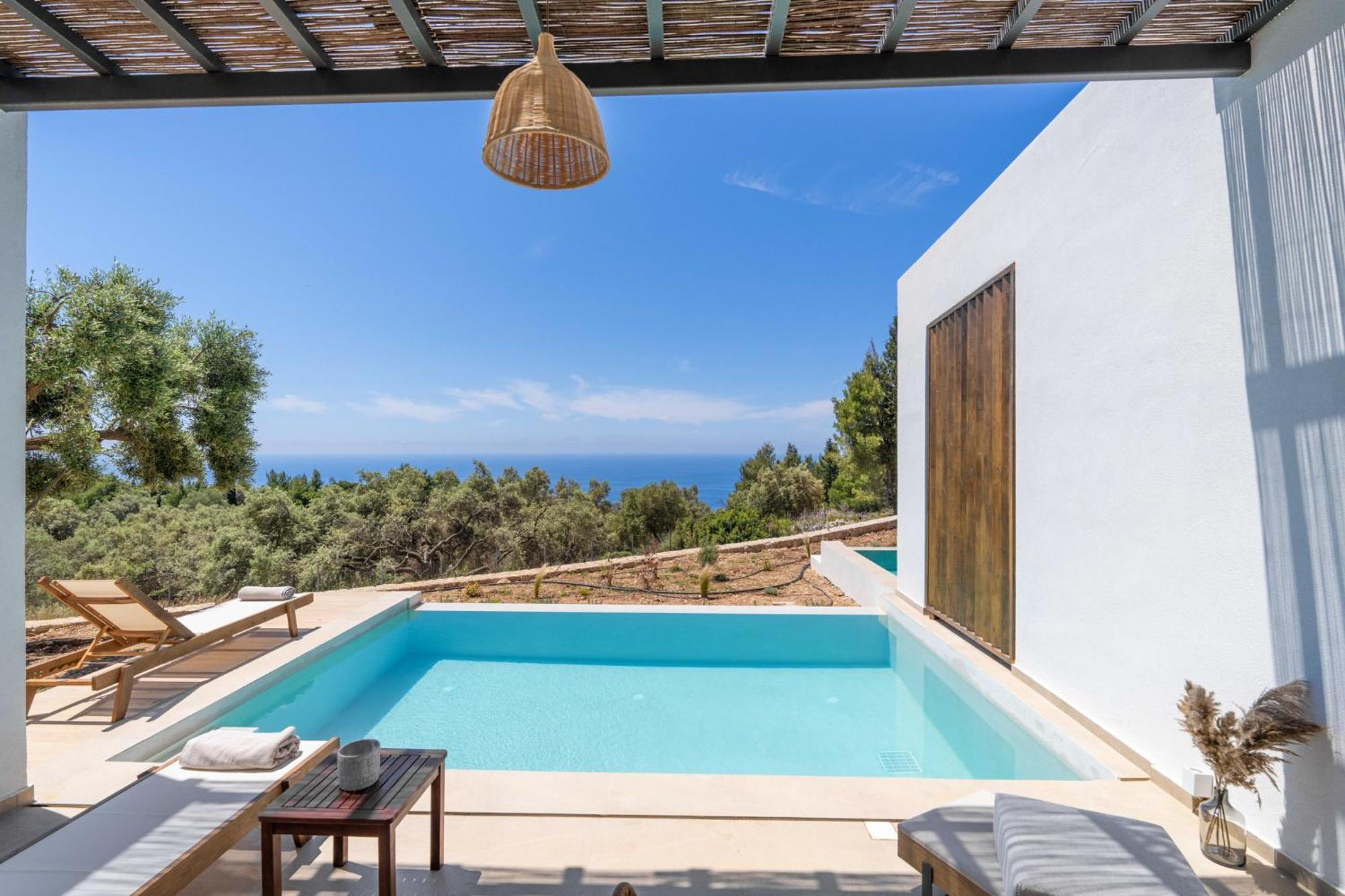Mellamare Luxury Suites Athánion エクステリア 写真